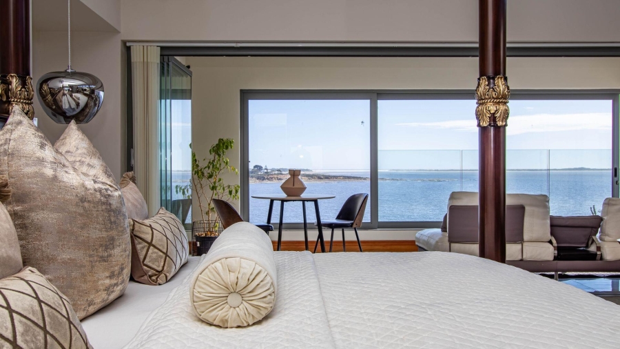 5 Bedroom Property for Sale in Benguela Cove Lagoon Wine Estate Western Cape